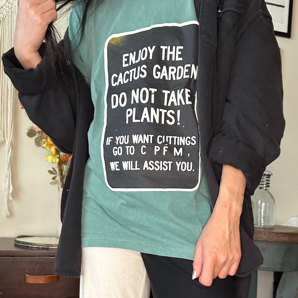 HOST PICK!✨Cactus Plant Flea Market T Shirt | Small